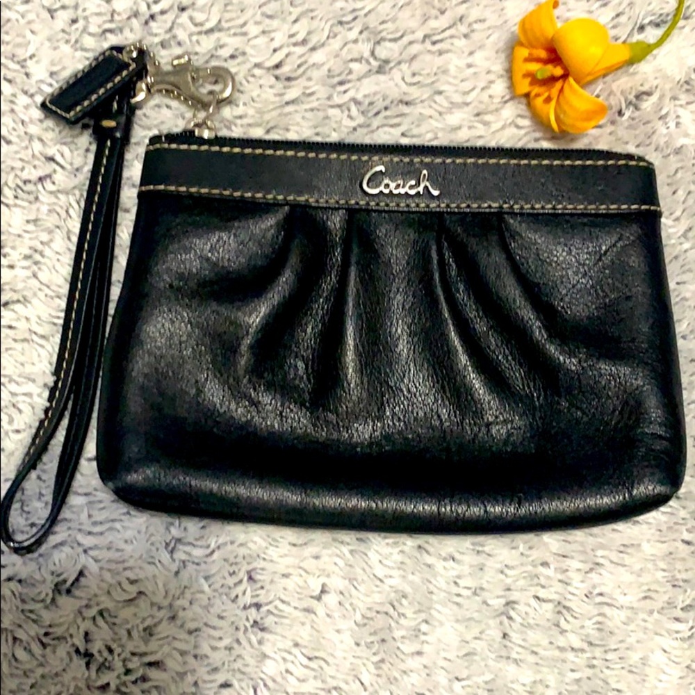 Coach Small Leather wristlet